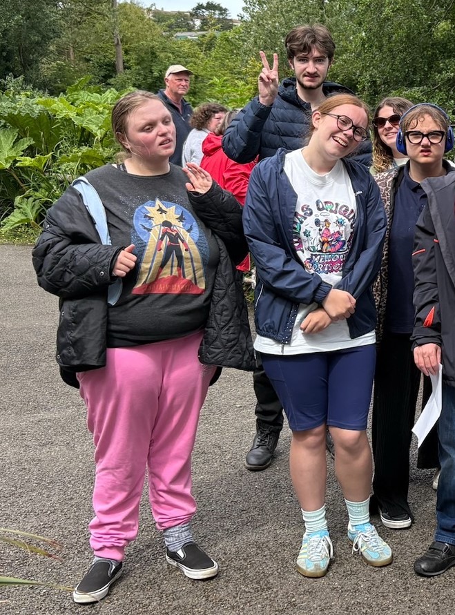 {item_alt_tag}